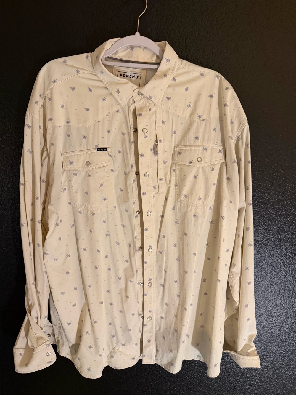 Poncho Men’s Cream Printed Long-Sleeve Button-Down Shirt